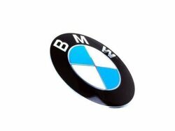 Эмблема фирмы BMW, тисн.с клеящ.пленкой