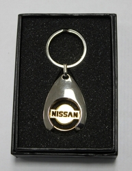 Брелок а/м с логотипом Nissan в коробке, АВТОСУВЕНИР, 110X